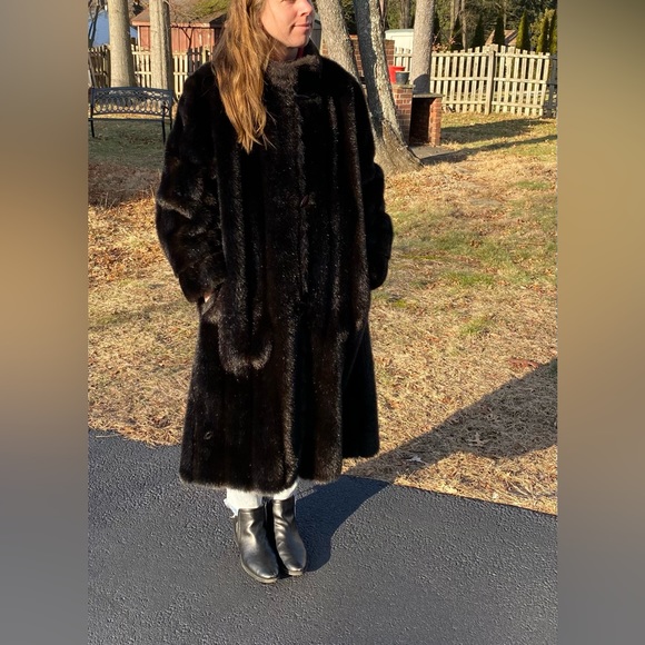 Vintage D’Esprit faux fur coat - Picture 7 of 10